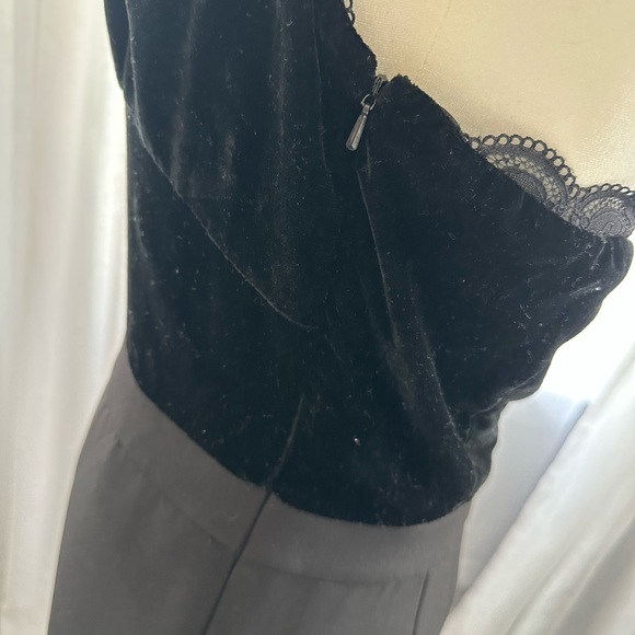 Michael Kors Black Velvet Top Adjustable Side Zip One Piece Pant Suit Worn Once - Picture 4 of 6